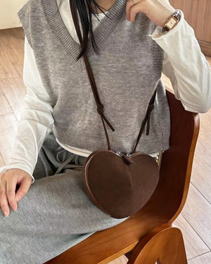 Vintage Heart Shape Faux Suede Crossbody Bag