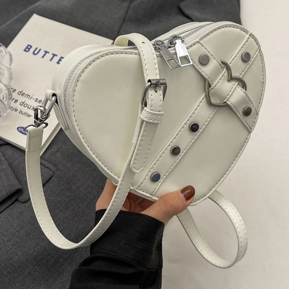 Jul Rivet Heart Bag